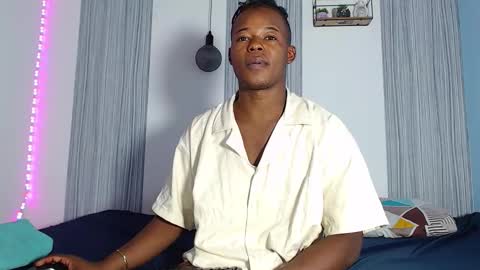 Snapshot of dark_stallionx chatting on November 14, 2025, 7:01 pm Chris online show from November 14, 2025, 7:01 pm