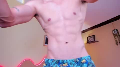Snapshot of dark_valentino chatting on June 19, 2026, 10:13 pm dark_valentino online show from June 19, 2026, 10:13 pm