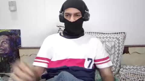 Snapshot of darkbud03 chatting on October 30, 2025, 6:52 pm just a guy online show from October 30, 2025, 6:52 pm