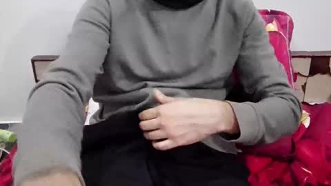 Snapshot of darkbud03 chatting on November 12, 2025, 9:14 pm just a guy online show from November 12, 2025, 9:14 pm