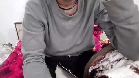 Snapshot of darkbud03 chatting on November 13, 2025, 7:35 pm just a guy online show from November 13, 2025, 7:35 pm