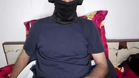 Snapshot of darkbud03 chatting on November 26, 2025, 6:53 pm just a guy online show from November 26, 2025, 6:53 pm