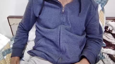 just a guy online show from December 19, 2025, 6:37 pm