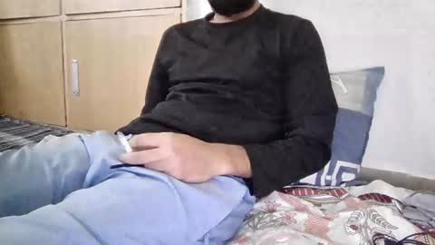 Snapshot of darkbud03 chatting on July 15, 2026, 9:14 am just a guy online show from July 15, 2026, 9:14 am