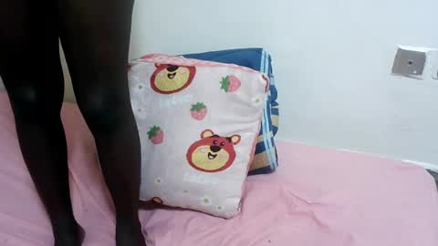Snapshot of darkcrave57 chatting on July 16, 2026, 6:14 pm Minas online show from July 16, 2026, 6:14 pm