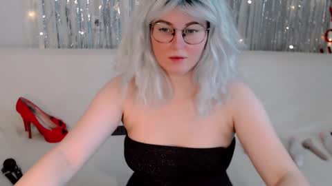 Kelly online show from September 29, 2025, 6:40 am