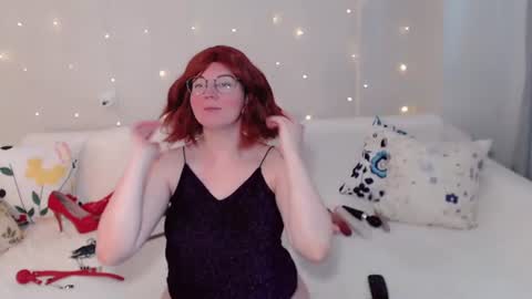 Kelly online show from June 22, 2026, 5:48 am