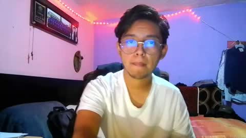 Snapshot of darknex_ chatting on July 18, 2026, 6:28 am Jose Ian online show from July 18, 2026, 6:28 am