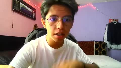 Snapshot of darknex_ chatting on July 27, 2026, 10:50 pm Jose Ian online show from July 27, 2026, 10:50 pm