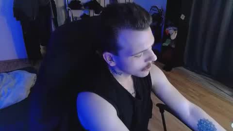 darknovelclown online show from March 15, 2026, 3:40 pm