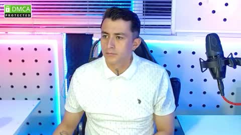 Snapshot of darko0717 chatting on October 25, 2025, 1:51 pm DARKO0717 online show from October 25, 2025, 1:51 pm