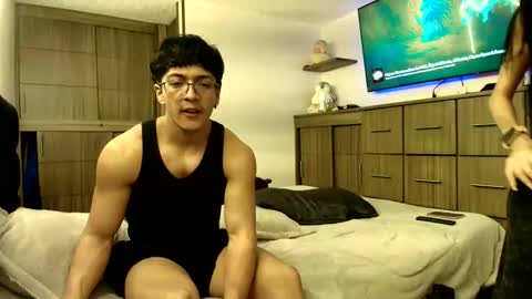 darkpleasuress online show from December 20, 2025, 7:48 am