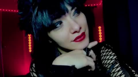 Snapshot of darkskullmistress chatting on January 7, 2026, 4:26 am roseredgoddess online show from January 7, 2026, 4:26 am