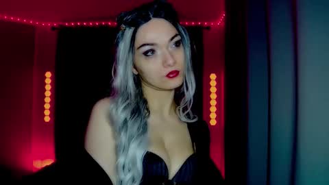 Snapshot of darkskullmistress chatting on February 25, 2026, 2:32 am roseredgoddess online show from February 25, 2026, 2:32 am