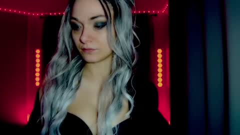 Snapshot of darkskullmistress chatting on March 24, 2026, 2:16 am roseredgoddess online show from March 24, 2026, 2:16 am