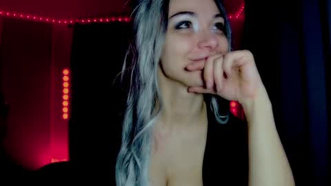 Snapshot of darkskullmistress chatting on March 30, 2026, 1:50 am roseredgoddess online show from March 30, 2026, 1:50 am