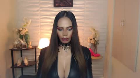 Snapshot of darksoul_mistress chatting on December 3, 2024, 4:28 pm HAPPY BIRTHDAY MISTRESS MADRIANA online show from December 3, 2024, 4:28 pm