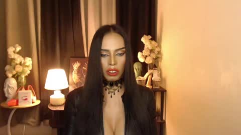 Snapshot of darksoul_mistress chatting on January 25, 2025, 1:19 pm HAPPY BIRTHDAY MISTRESS MADRIANA online show from January 25, 2025, 1:19 pm