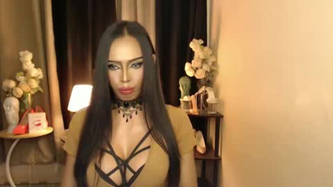 Snapshot of darksoul_mistress chatting on February 24, 2025, 6:49 am HAPPY BIRTHDAY MISTRESS MADRIANA online show from February 24, 2025, 6:49 am