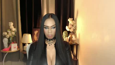 Snapshot of darksoul_mistress chatting on February 28, 2025, 12:32 am HAPPY BIRTHDAY MISTRESS MADRIANA online show from February 28, 2025, 12:32 am