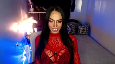 Snapshot of darksoul_mistress chatting on June 28, 2026, 5:02 am HAPPY BIRTHDAY MISTRESS MADRIANA online show from June 28, 2026, 5:02 am