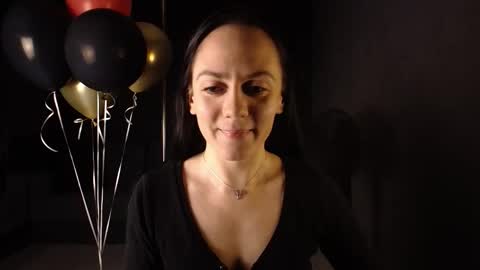 Snapshot of darkspark_ chatting on October 10, 2025, 8:24 am darkspark_ online show from October 10, 2025, 8:24 am