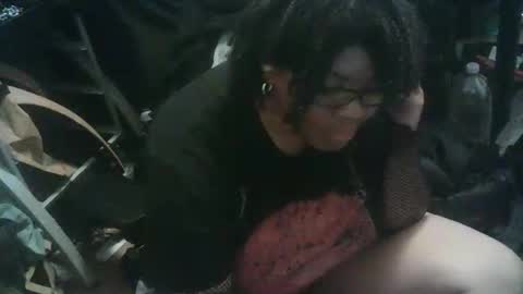 Snapshot of darksundaze chatting on June 4, 2026, 9:54 pm DarkSundaze online show from June 4, 2026, 9:54 pm