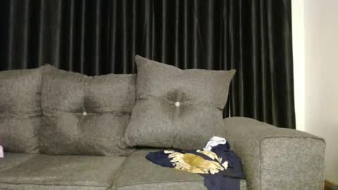 darktanqueen online show from February 7, 2026, 3:54 am