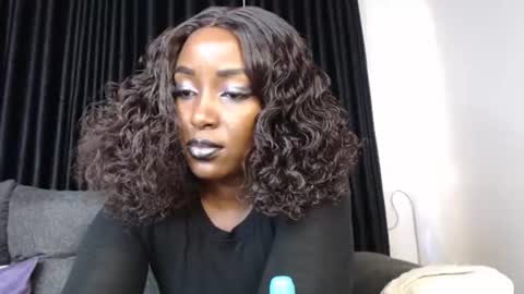 Snapshot of darktanqueen chatting on June 15, 2026, 4:15 am darktanqueen online show from June 15, 2026, 4:15 am