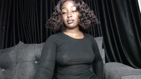Snapshot of darktanqueen chatting on June 27, 2026, 3:11 am darktanqueen online show from June 27, 2026, 3:11 am