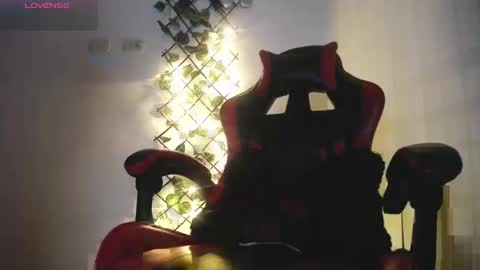 Snapshot of darkviper26 chatting on April 5, 2026, 11:24 pm darkviper26 online show from April 5, 2026, 11:24 pm