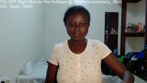 Snapshot of darky_36dd chatting on August 2, 2026, 12:14 pm exclusive sexual content -- IGTwitterX darky 32dd online show from August 2, 2026, 12:14 pm