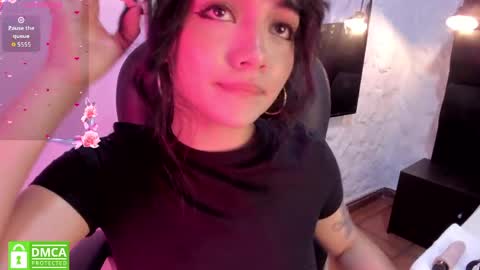 Snapshot of darky_doll chatting on April 13, 2026, 1:00 am Darky Doll online show from April 13, 2026, 1:00 am