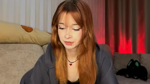 Lina online show from May 25, 2026, 3:40 pm