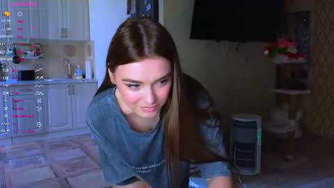 Darlina online show from June 13, 2026, 1:42 pm