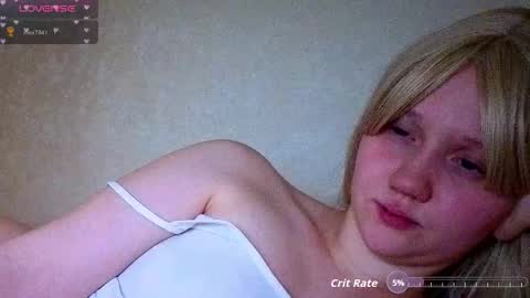 Snapshot of darling_bri chatting on November 19, 2025, 9:37 pm Brianna online show from November 19, 2025, 9:37 pm