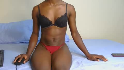 Snapshot of darling_dee chatting on October 14, 2025, 10:16 am darling_dee online show from October 14, 2025, 10:16 am