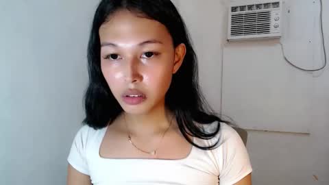 Snapshot of darling_sweetheartxx chatting on October 28, 2025, 4:53 pm YOUR ATHENA online show from October 28, 2025, 4:53 pm