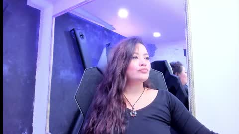 Snapshot of darlingbdsm_ chatting on February 20, 2026, 3:01 pm Darling online show from February 20, 2026, 3:01 pm