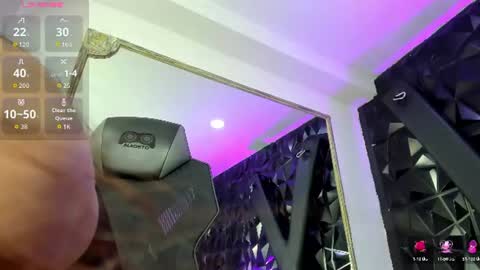 Snapshot of darlingbdsm_ chatting on June 11, 2026, 12:25 pm Darling online show from June 11, 2026, 12:25 pm