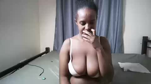 darlqueen online show from March 11, 2026, 6:25 pm