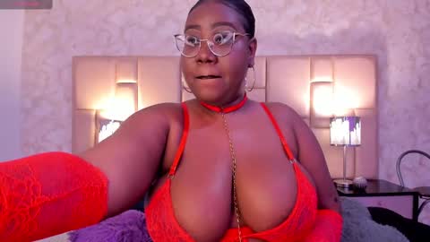 Snapshot of darnellqueen chatting on February 12, 2025, 4:12 am Darnell Queen online show from February 12, 2025, 4:12 am