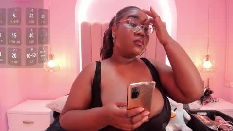  Darnell Queen online show from February 3, 2026, 4:32 am