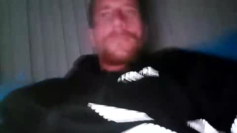 Snapshot of darts921 chatting on April 25, 2026, 3:42 pm James online show from April 25, 2026, 3:42 pm