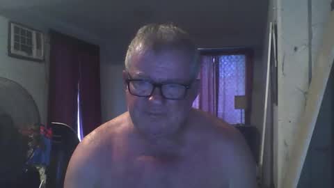 darwincock online show from December 24, 2024, 11:00 pm