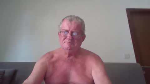 darwincock online show from April 14, 2026, 4:29 am
