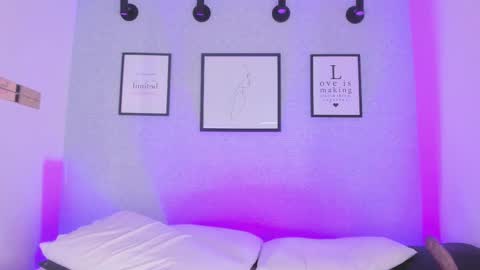 Snapshot of dasha_b chatting on March 11, 2025, 2:21 am Dasha online show from March 11, 2025, 2:21 am