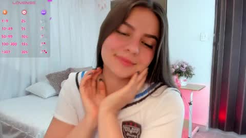 Snapshot of dashanovikov chatting on May 15, 2026, 1:07 pm Dasha online show from May 15, 2026, 1:07 pm