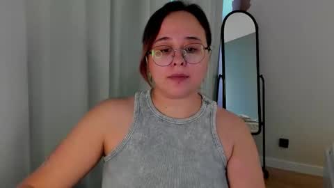 Snapshot of dashaprivet chatting on December 5, 2025, 7:39 am dashaprivet online show from December 5, 2025, 7:39 am