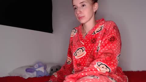 Dafne online show from April 29, 2026, 2:48 am